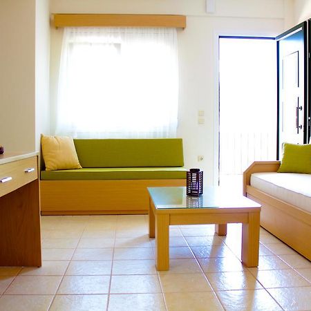 Olive Tree Apartments Fourka Habitación foto